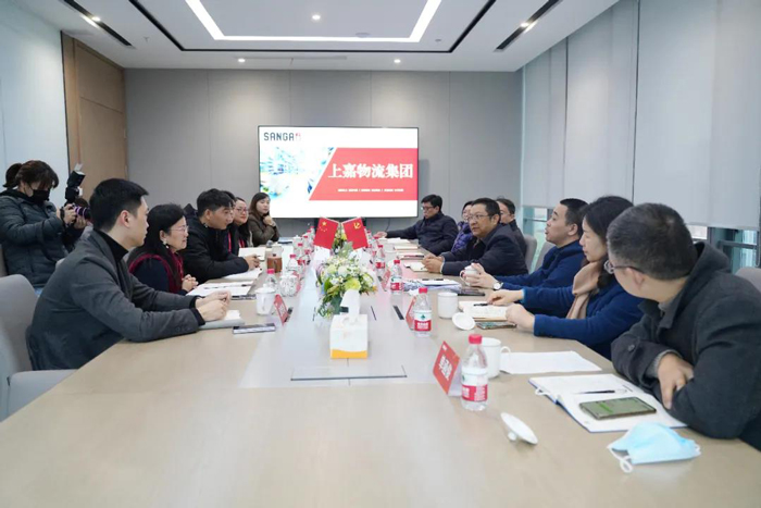 区各级领导干部与k8凯发各部门负责人进行深度会谈